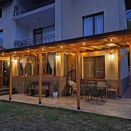Guest House Benita Dövlen Dış mekan fotoğraf