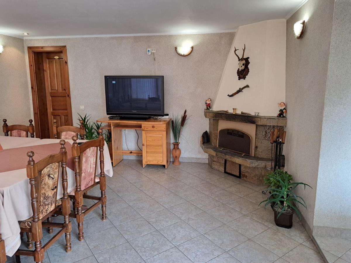 Guest House Benita Dövlen Dış mekan fotoğraf