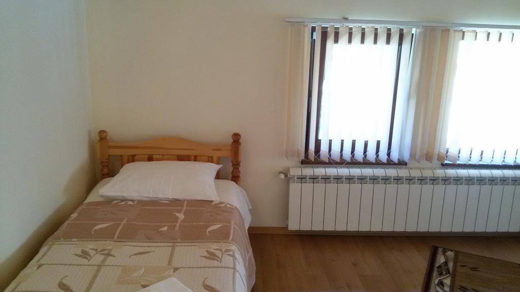 Guest House Benita Dövlen Dış mekan fotoğraf